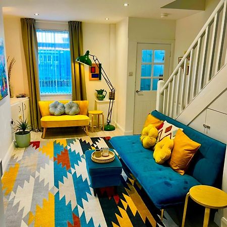 Stay-K-Belfast Cosy Entire House 10 Mins From City Centre المظهر الخارجي الصورة